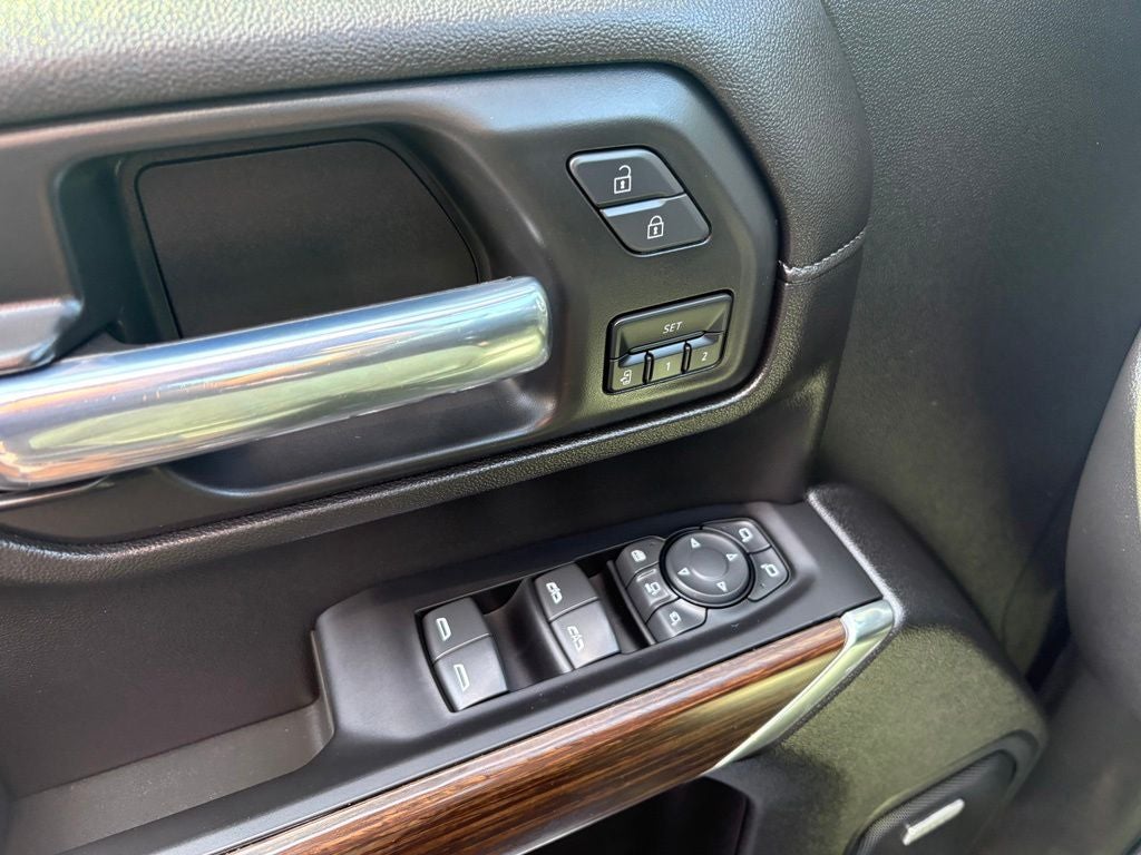 2023 Chevrolet Silverado 3500HD 4WD Crew Cab Standard Bed High Country