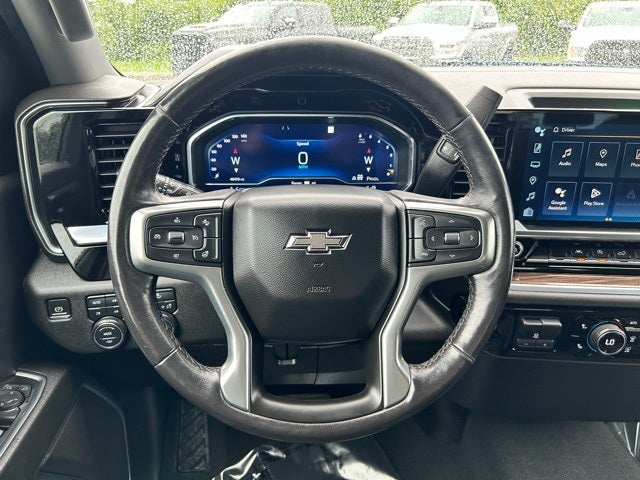 2022 Chevrolet Silverado 1500 4WD Crew Cab Short Bed RST