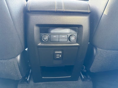 2020 Chevrolet Traverse AWD LT Cloth