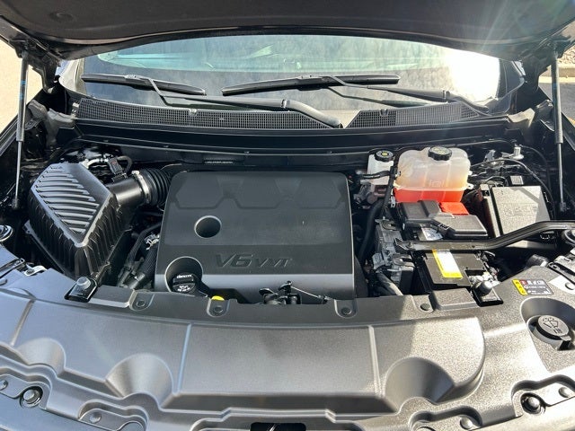 2023 Chevrolet Traverse AWD LT Leather