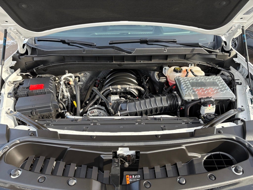 2025 Chevrolet Tahoe 4WD RST