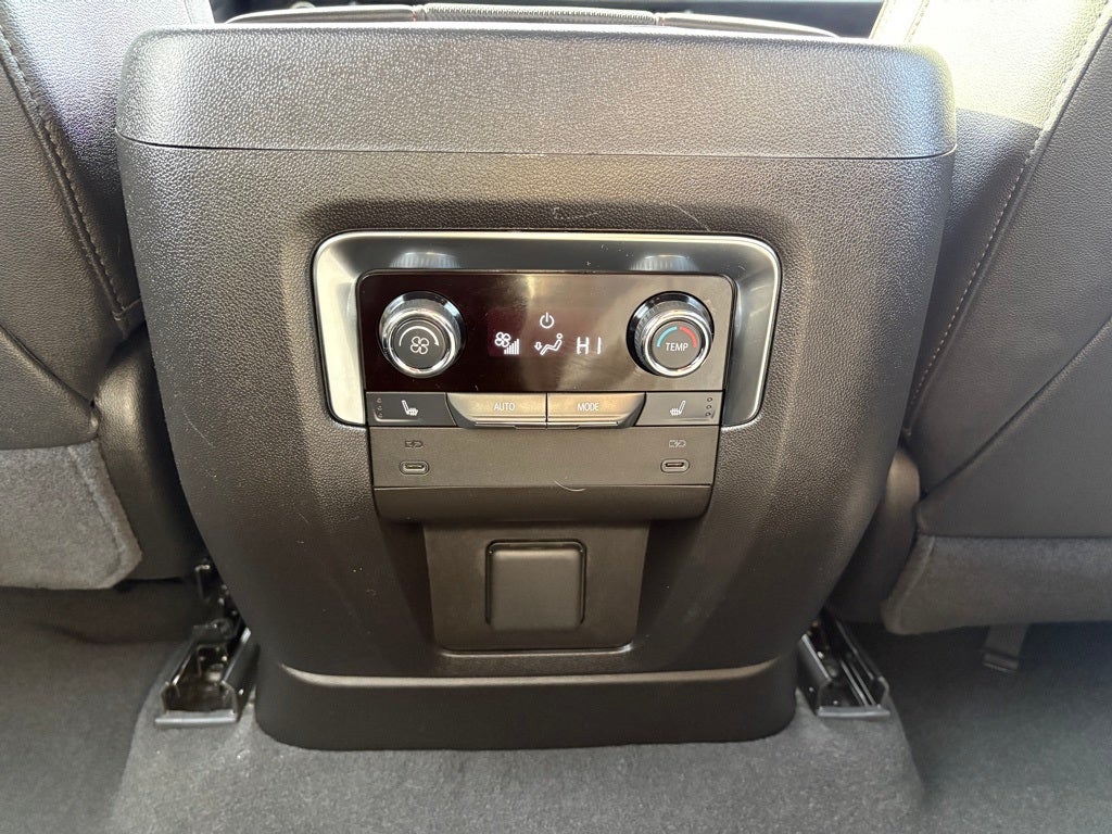 2025 Chevrolet Tahoe 4WD RST