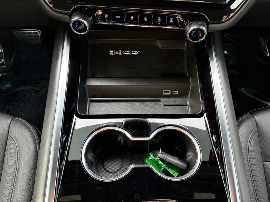 2025 Chevrolet Tahoe 4WD RST