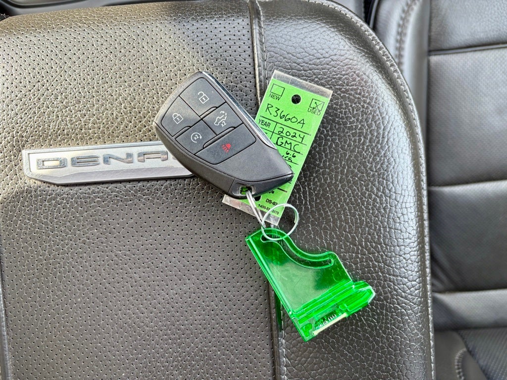 2024 GMC Sierra 3500HD Denali