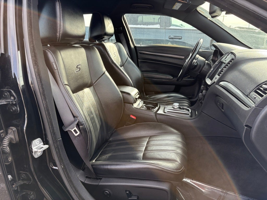 2016 Chrysler 300 300S