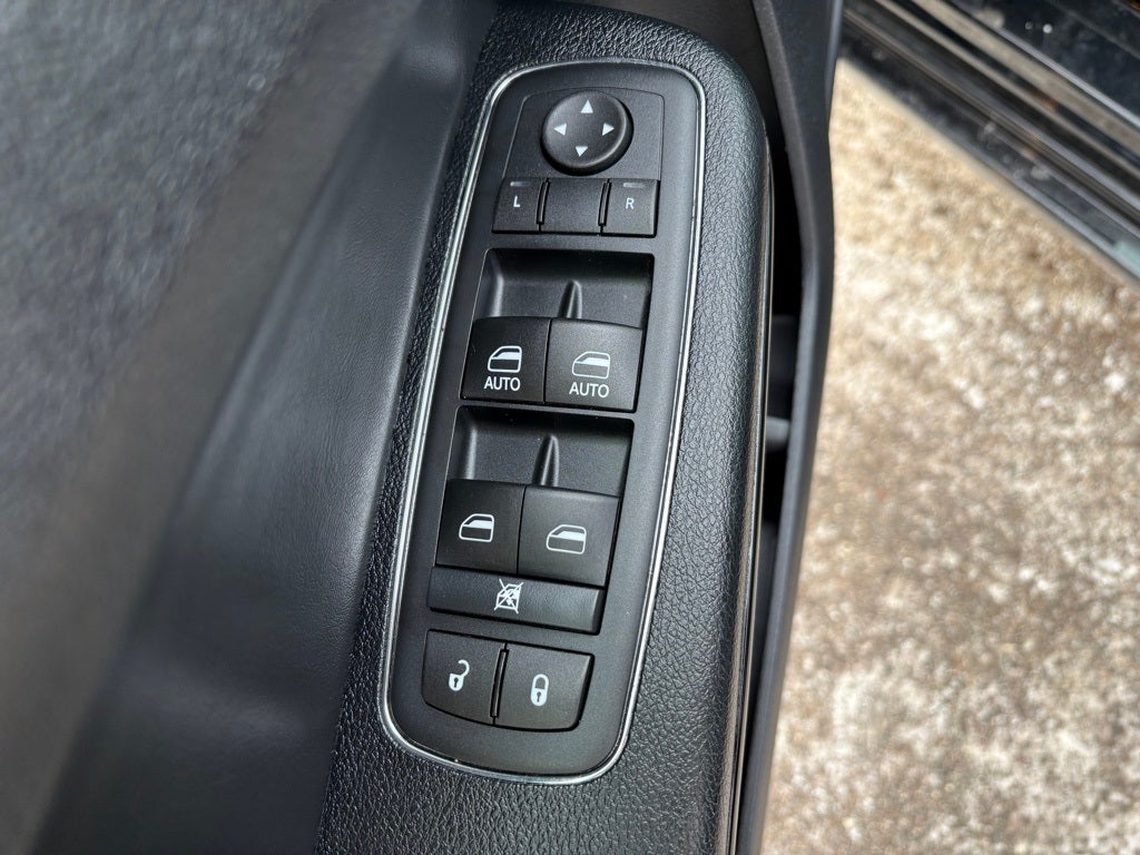 2016 Chrysler 300 300S