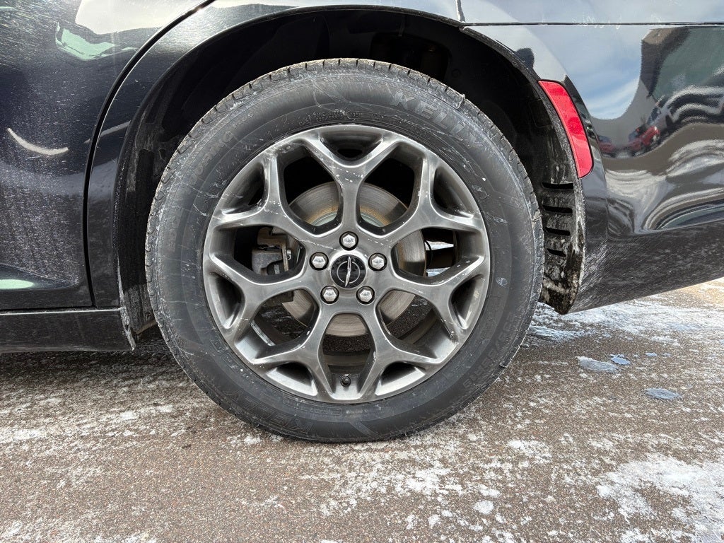 2016 Chrysler 300 300S