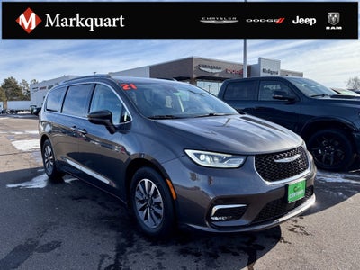 2021 Chrysler Pacifica Touring L