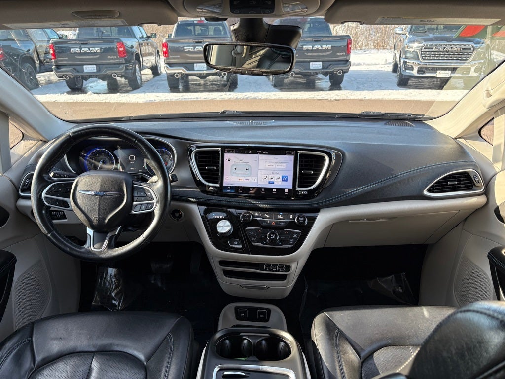 2021 Chrysler Pacifica Touring L