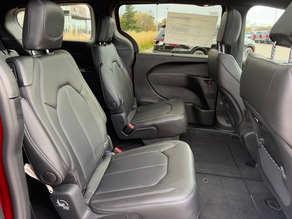 2026 Chrysler Pacifica PACIFICA SELECT