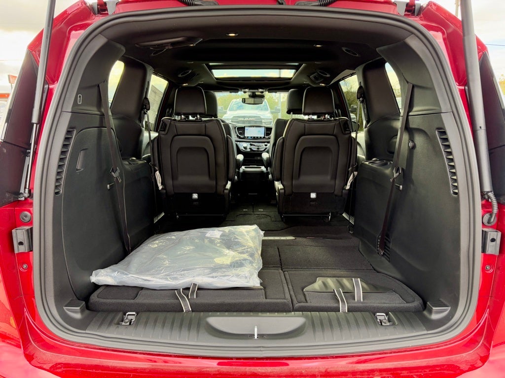 2026 Chrysler Pacifica PACIFICA SELECT