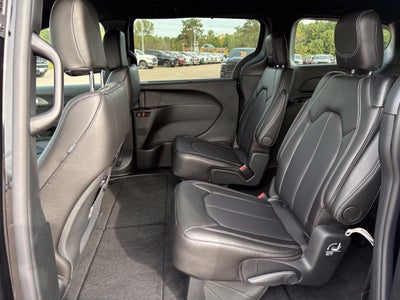 2027 Chrysler Pacifica PACIFICA SELECT