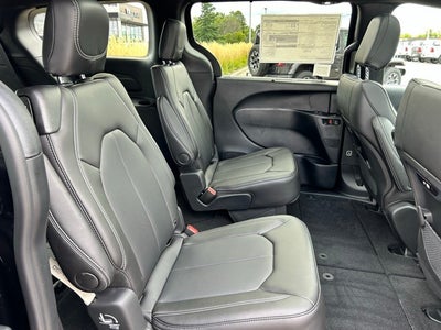 2026 Chrysler Pacifica PACIFICA SELECT