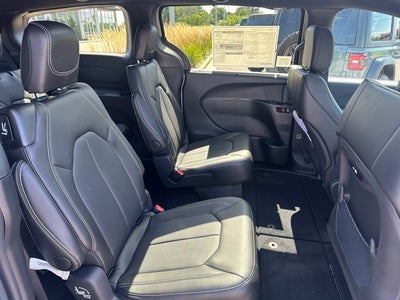 2026 Chrysler Pacifica PACIFICA SELECT
