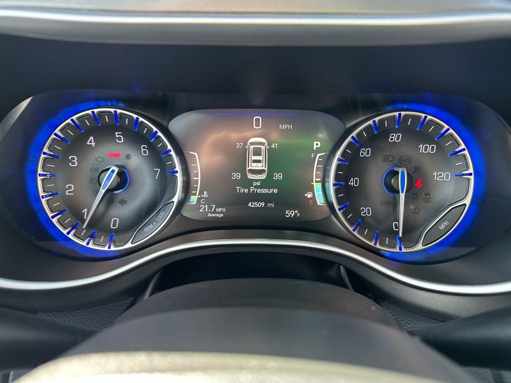 2024 Chrysler Pacifica Touring L