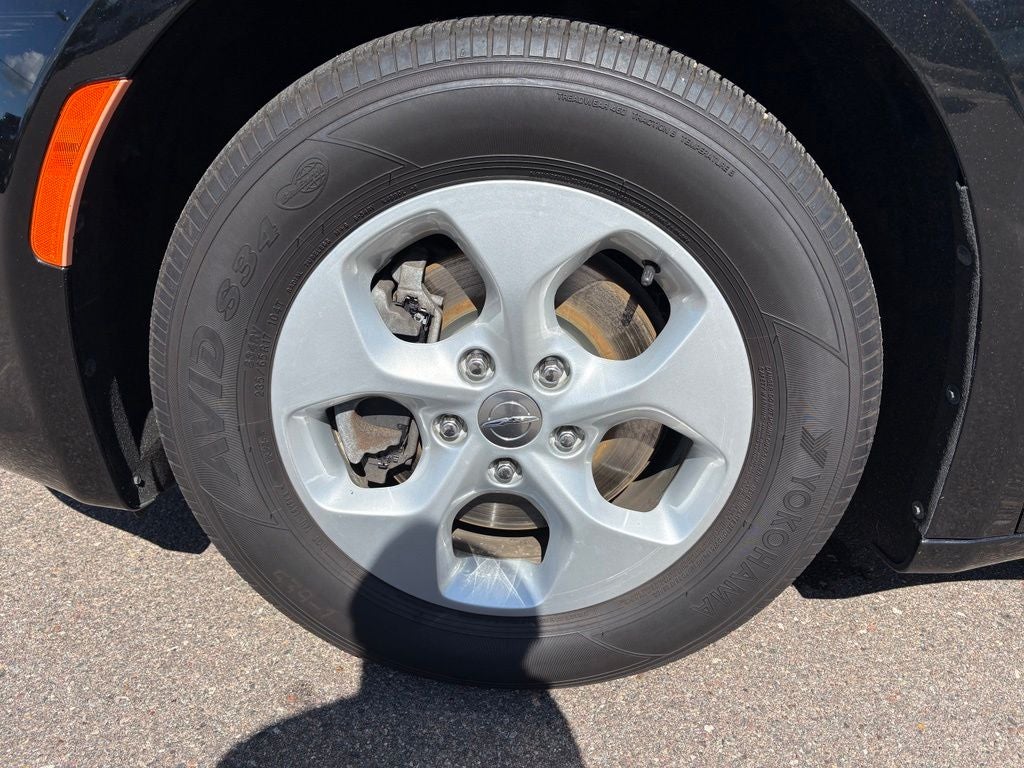 2017 Chrysler Pacifica Touring-L Plus