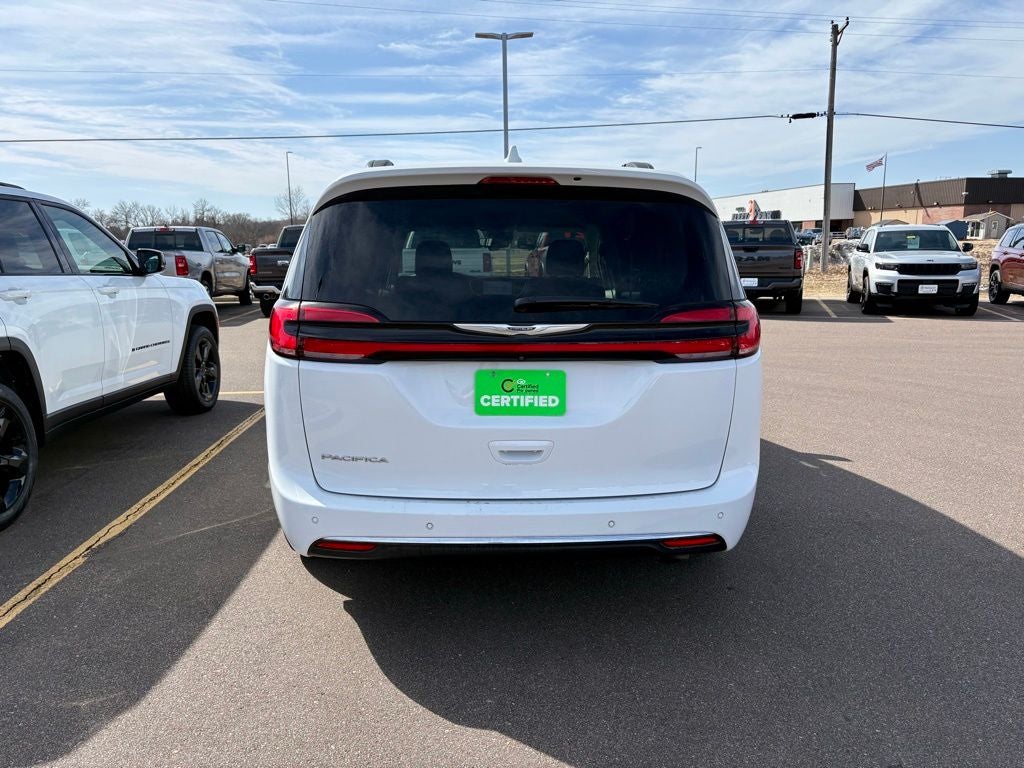 2021 Chrysler Pacifica Touring