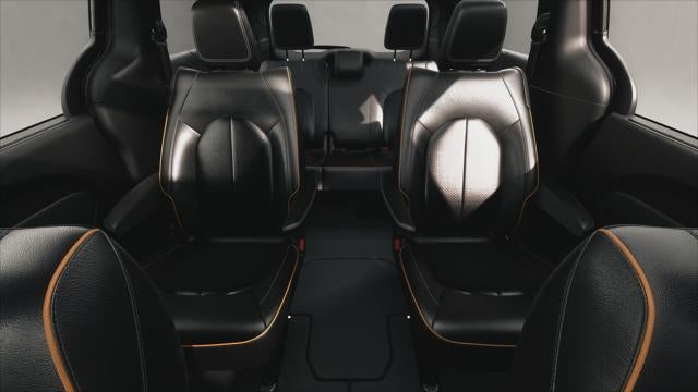 2027 Chrysler Pacifica PACIFICA LIMITED