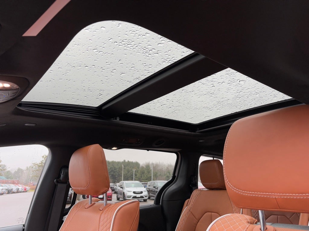 2026 Chrysler Pacifica PACIFICA PINNACLE