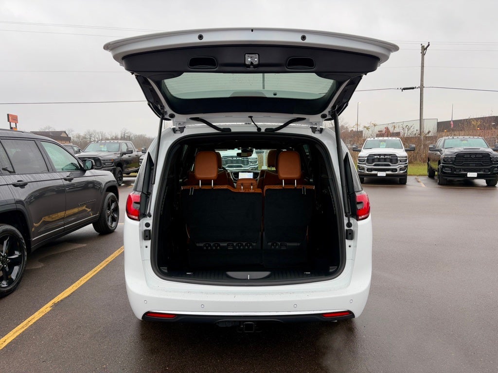 2026 Chrysler Pacifica PACIFICA PINNACLE