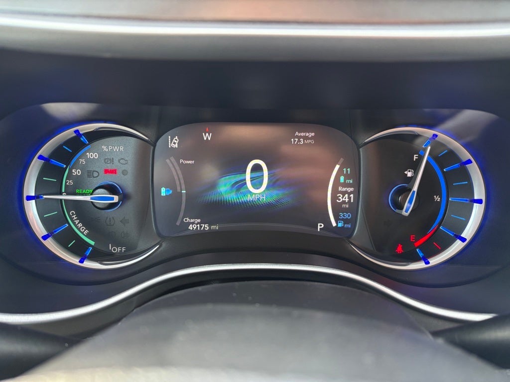 2024 Chrysler Pacifica Hybrid Select