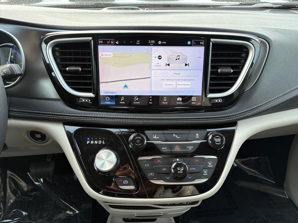 2024 Chrysler Pacifica Hybrid Select