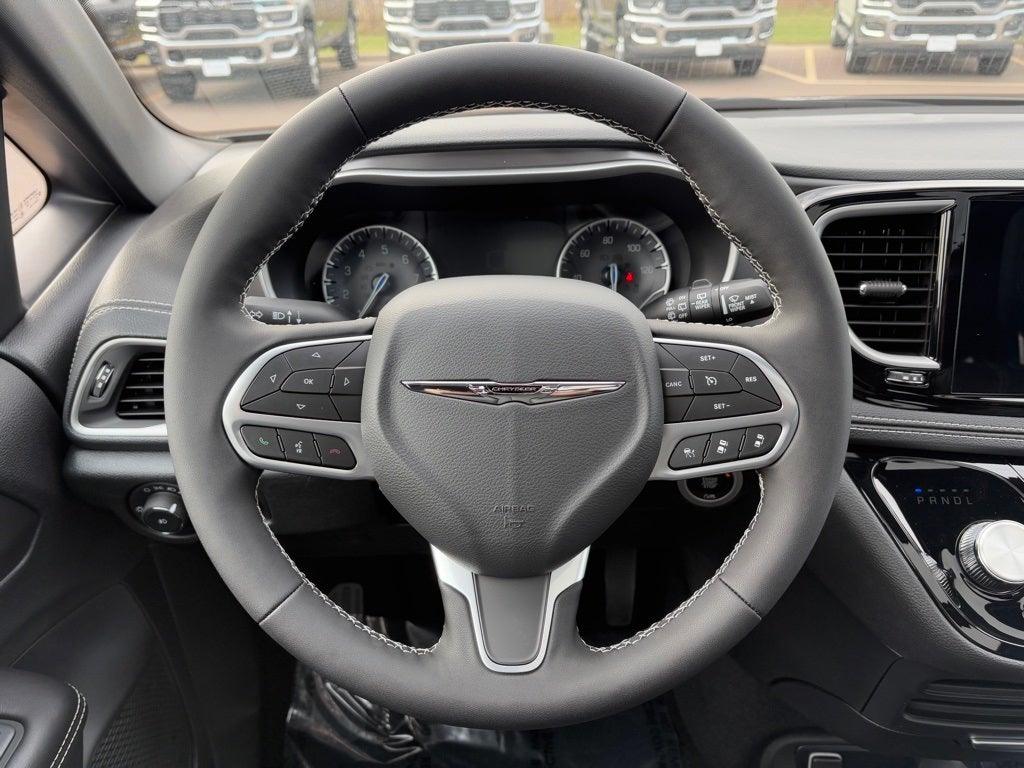 2026 Chrysler Pacifica PACIFICA SELECT AWD