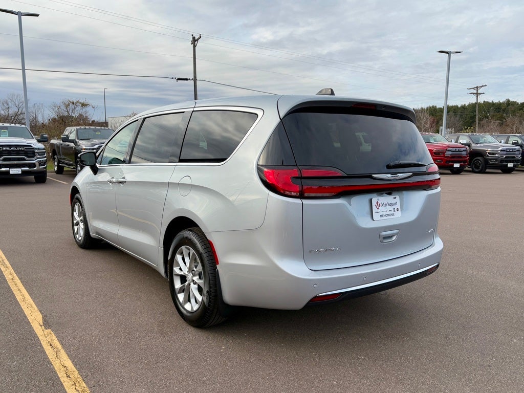 2026 Chrysler Pacifica PACIFICA SELECT AWD