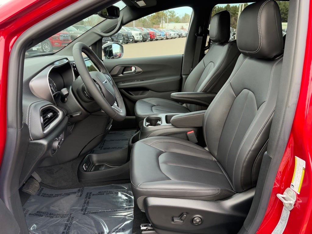 2026 Chrysler Pacifica PACIFICA SELECT AWD