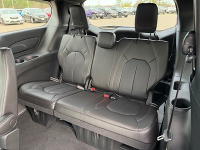 2026 Chrysler Pacifica PACIFICA SELECT AWD