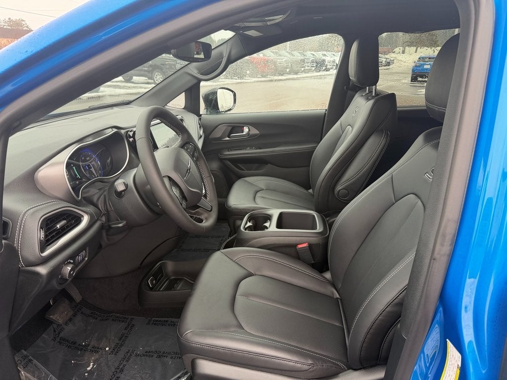 2026 Chrysler Pacifica PACIFICA SELECT AWD