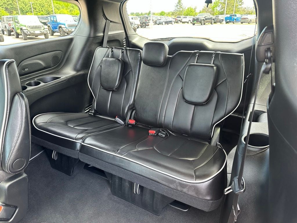 2026 Chrysler Pacifica Limited AWD