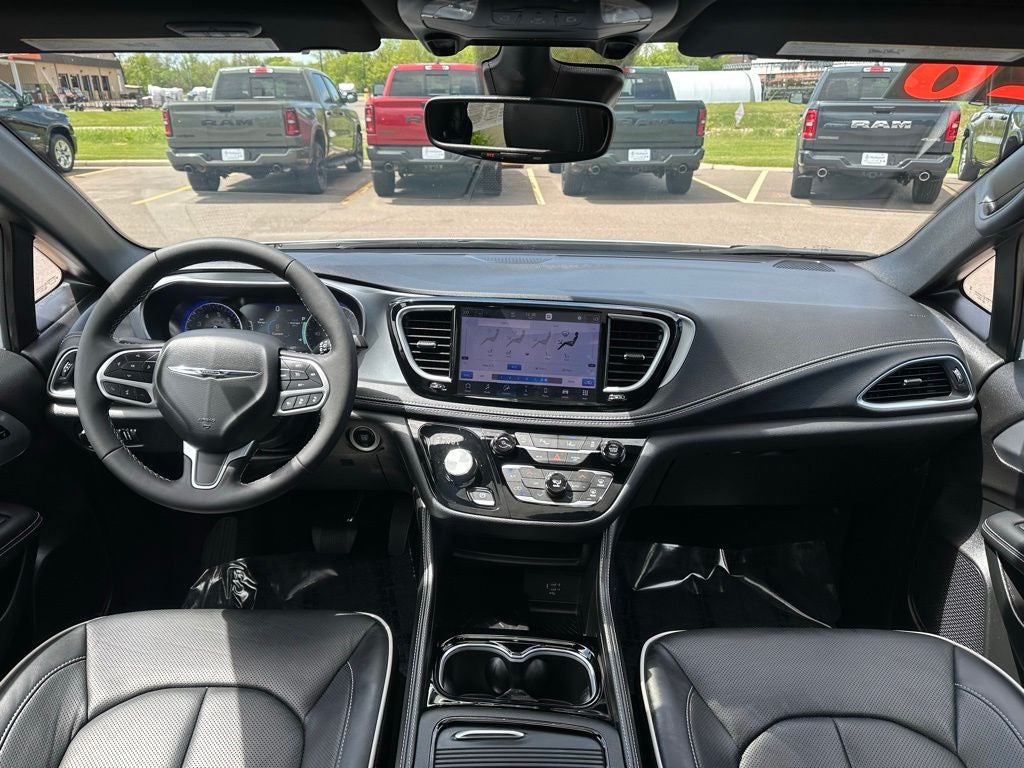 2026 Chrysler Pacifica Limited AWD