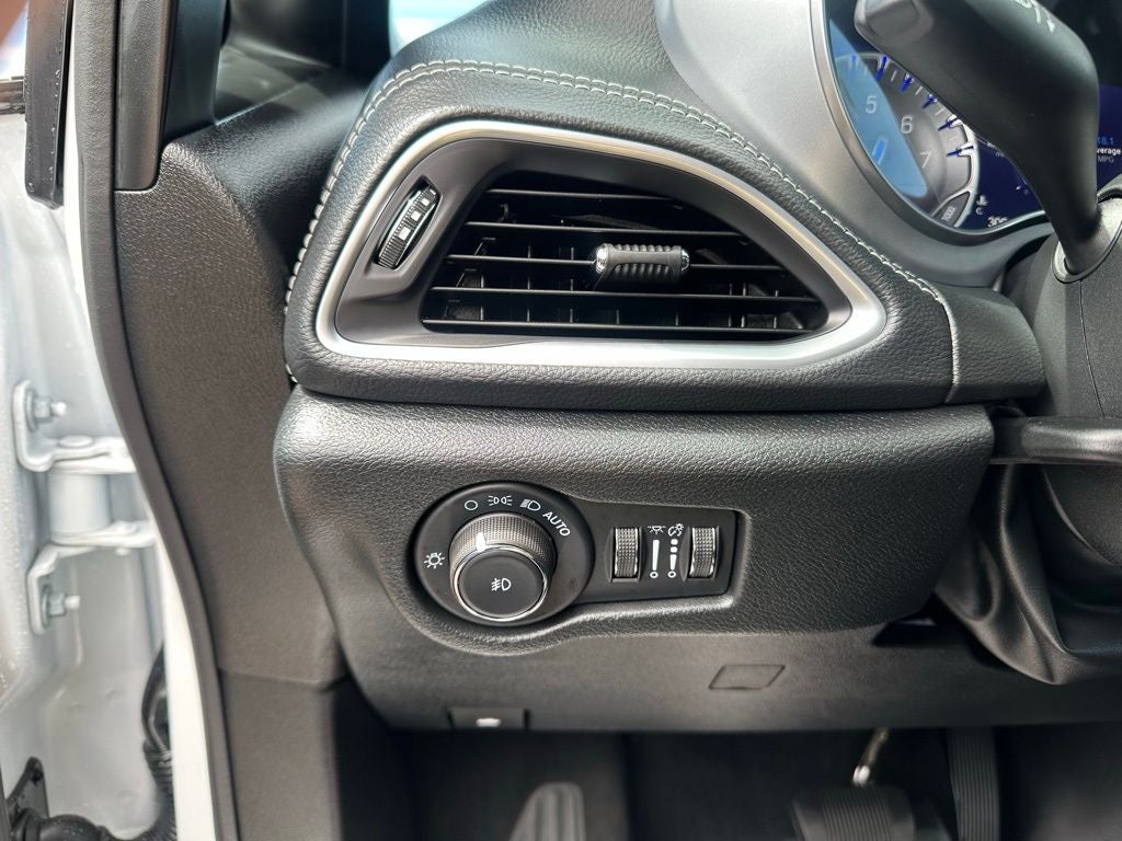 2026 Chrysler Pacifica Limited AWD
