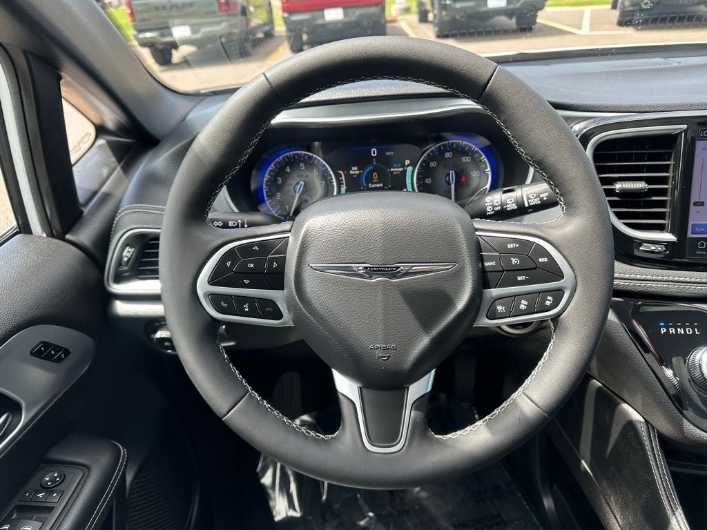 2026 Chrysler Pacifica Limited AWD