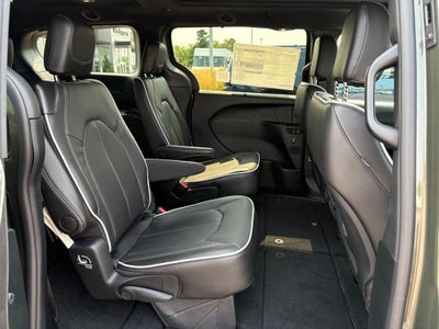 2027 Chrysler Pacifica PACIFICA LIMITED AWD