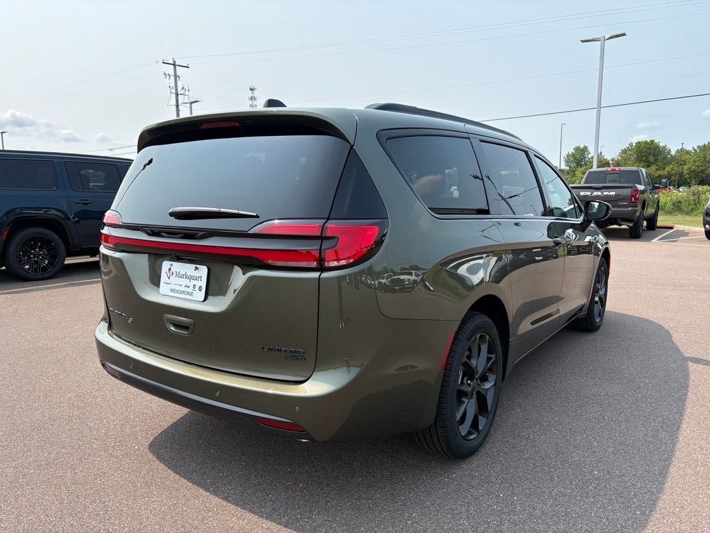 2027 Chrysler Pacifica PACIFICA LIMITED AWD