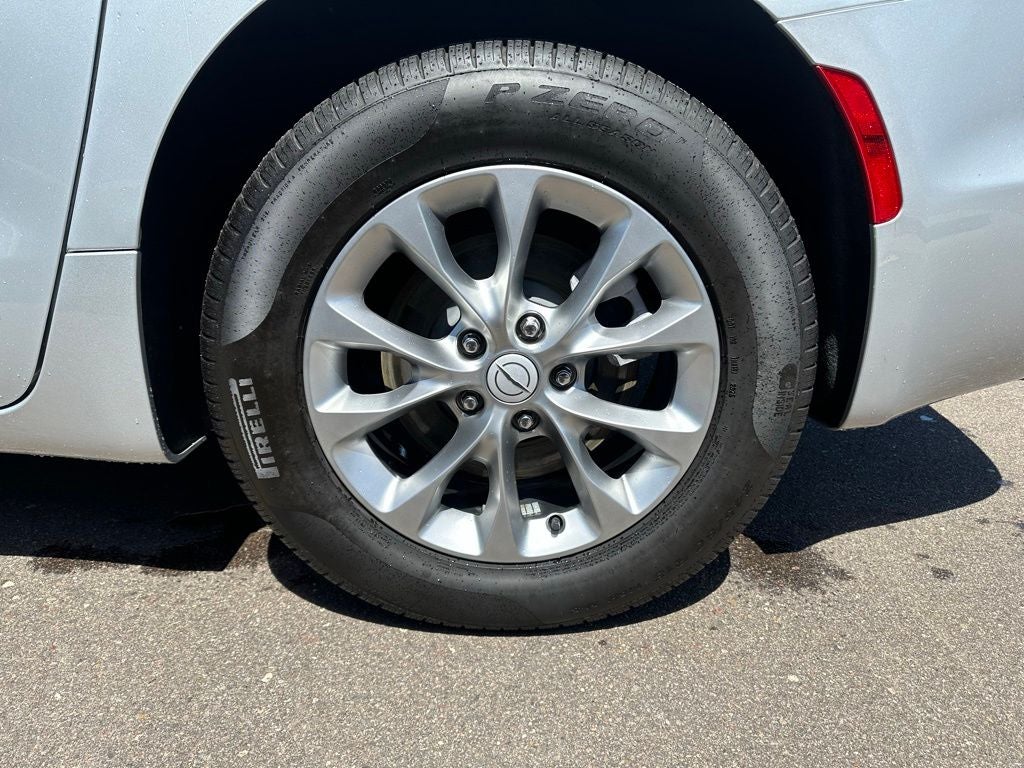 2026 Chrysler Pacifica Limited AWD
