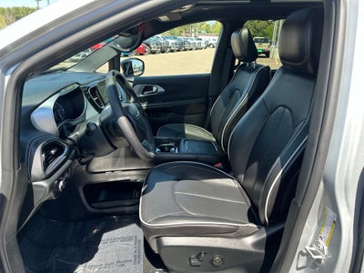 2026 Chrysler Pacifica Limited AWD