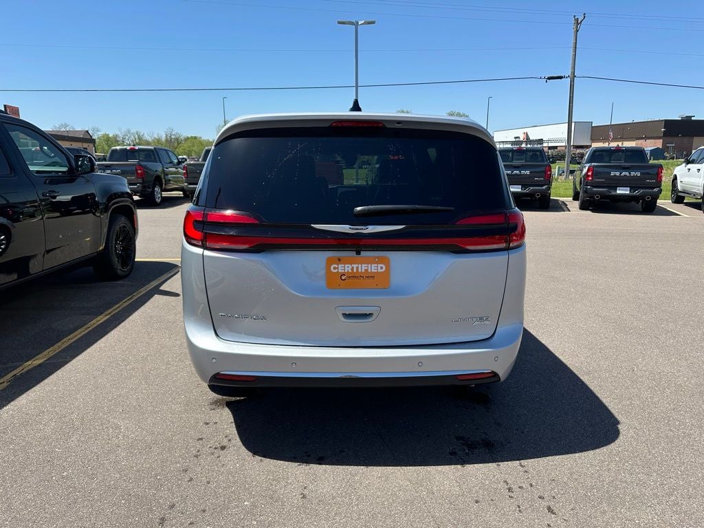 2026 Chrysler Pacifica Limited AWD