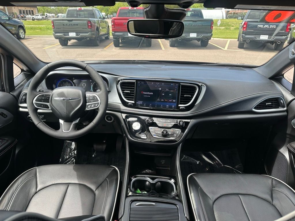 2026 Chrysler Pacifica Limited AWD