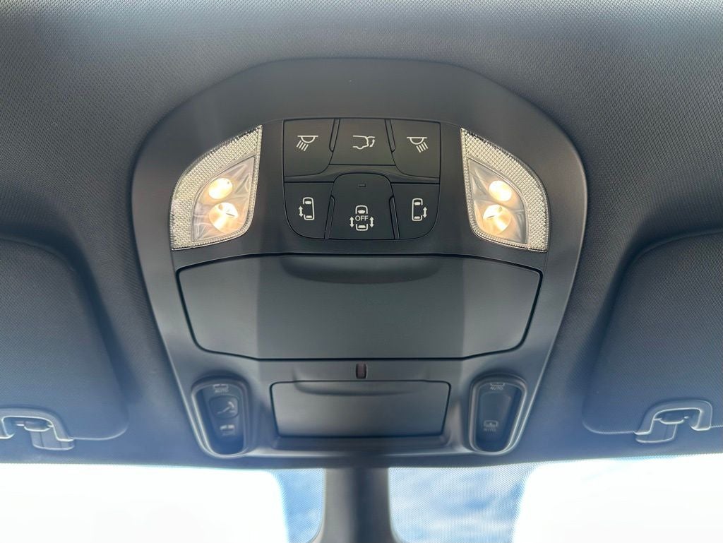 2026 Chrysler Pacifica Limited AWD