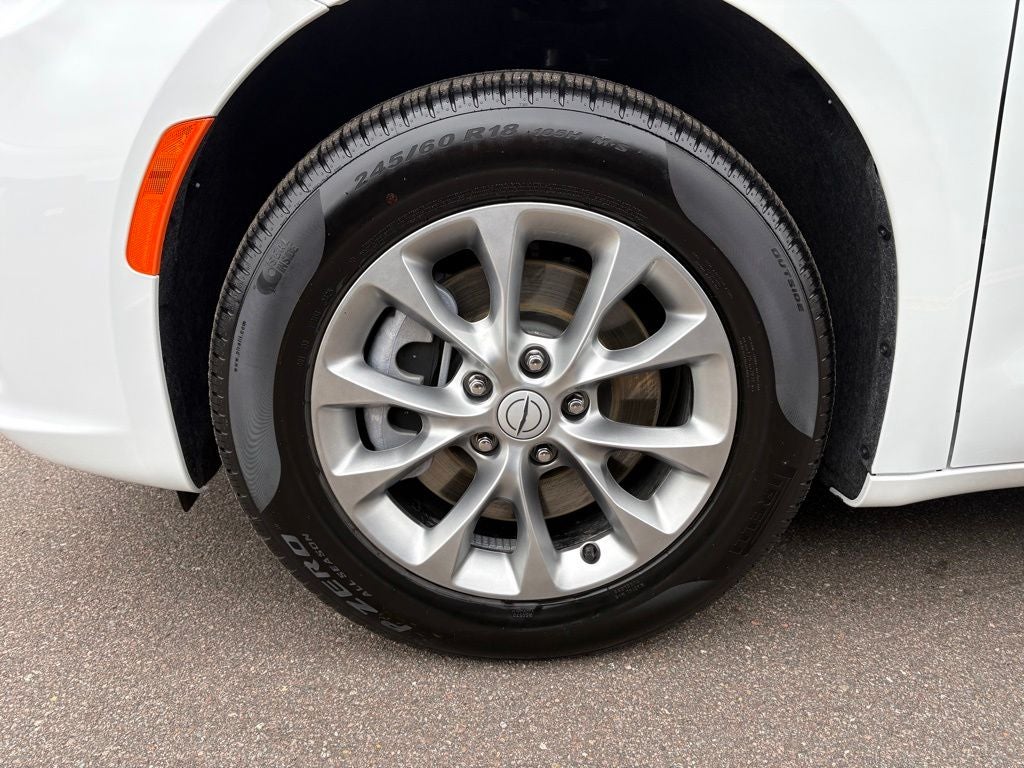2026 Chrysler Pacifica Limited AWD