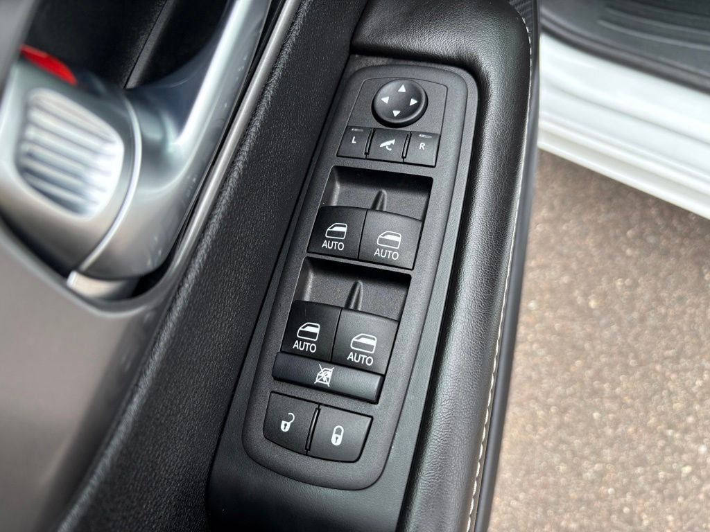 2026 Chrysler Pacifica Limited AWD