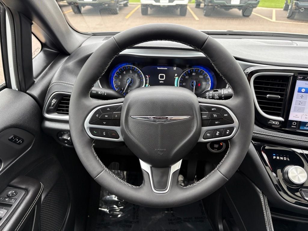 2026 Chrysler Pacifica Limited AWD