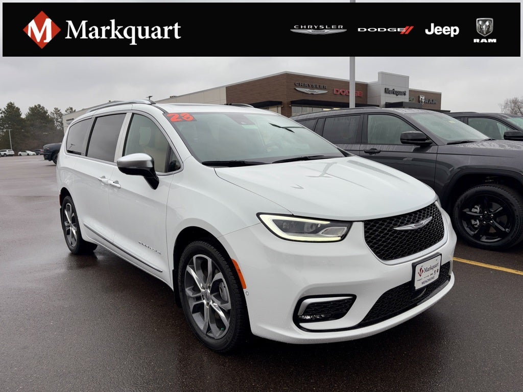 2023 Chrysler Pacifica Pinnacle AWD