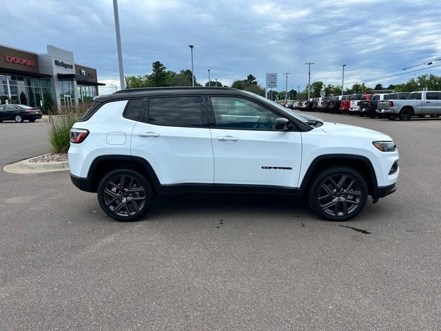 2025 Jeep Compass COMPASS LIMITED 4X4
