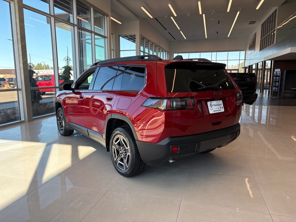 2026 Jeep Cherokee CHEROKEE LAREDO 4X4