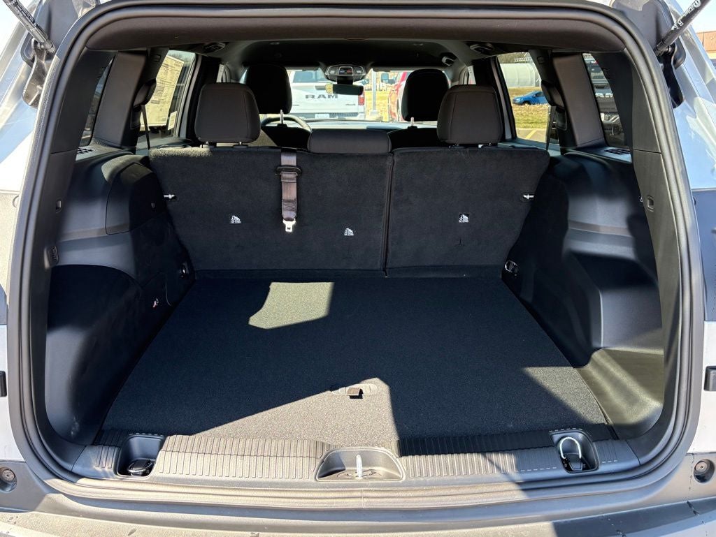 2026 Jeep Cherokee CHEROKEE LAREDO 4X4