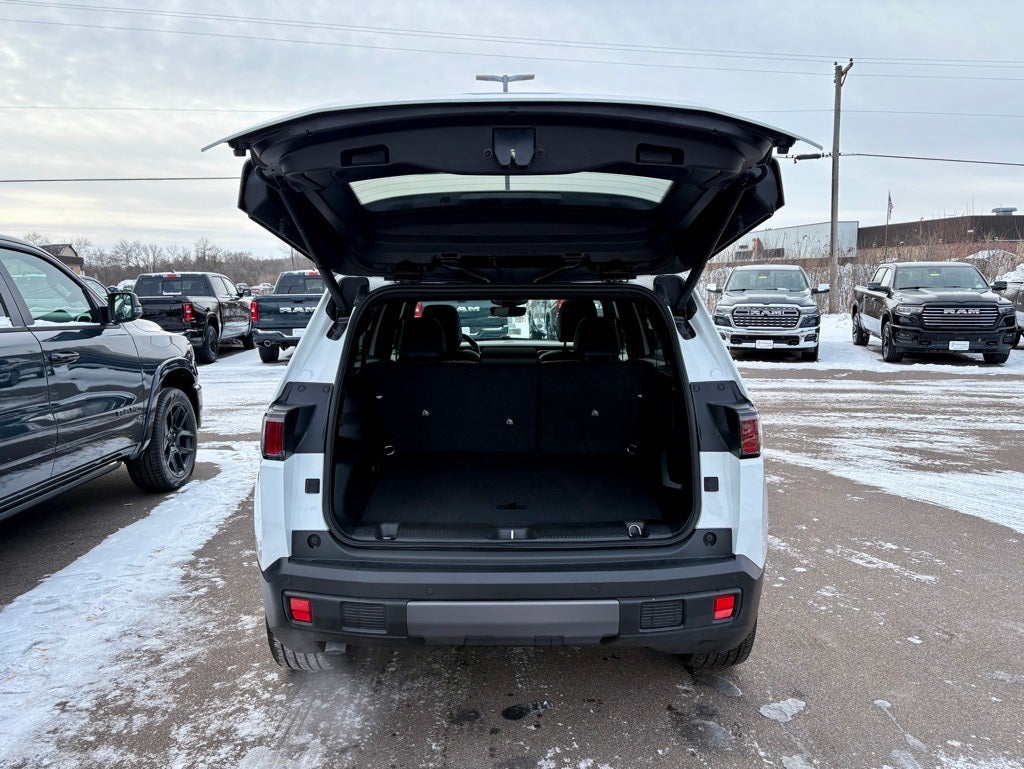 2026 Jeep Cherokee CHEROKEE OVERLAND 4X4